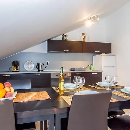 Domuzin Appartement *