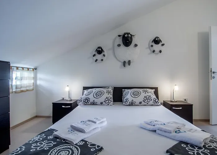 Domuzin Appartement Biograd Na Moru