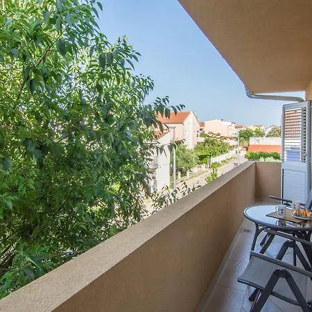 Apartamento Domuzin Biograd Na Moru